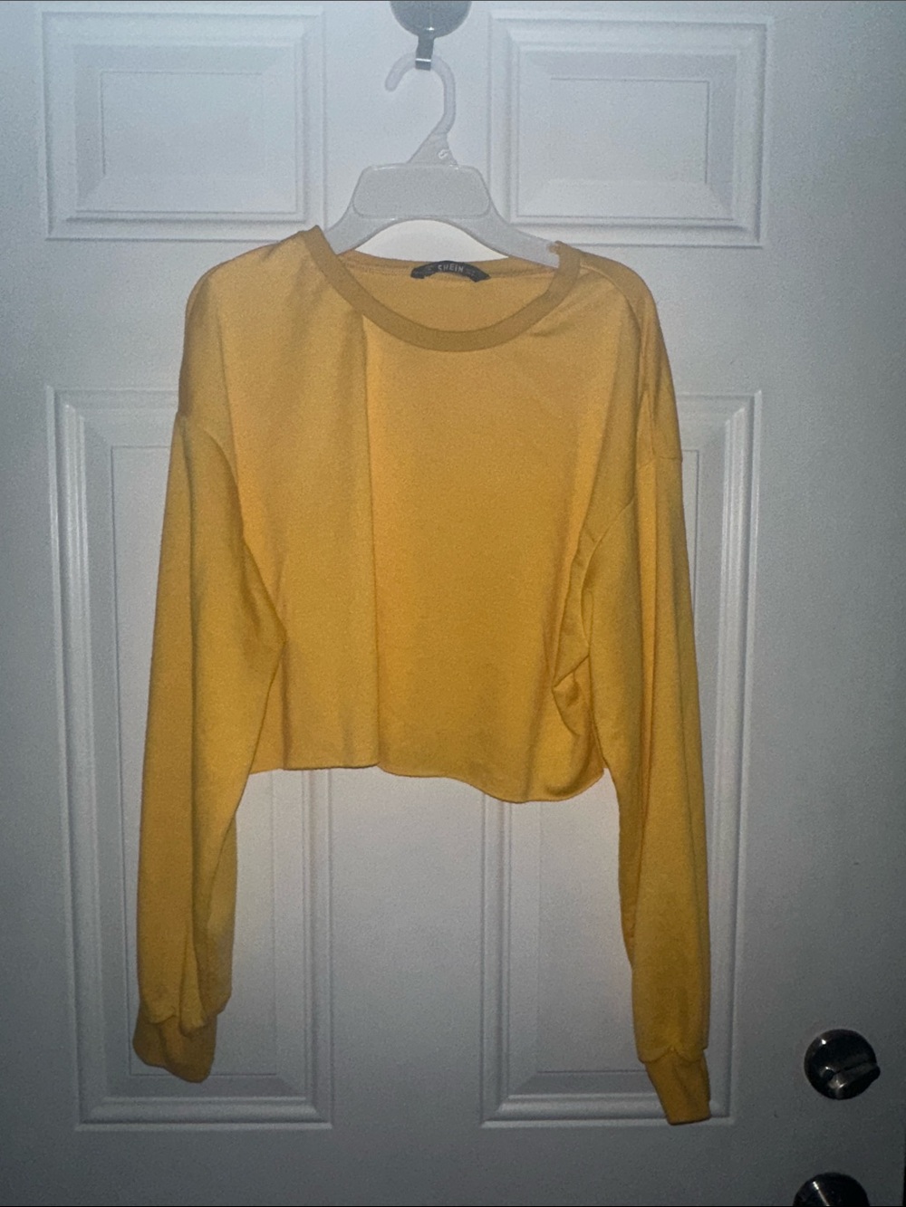 SHEIN Golden Yellow Ribbed Cropped Crewneck